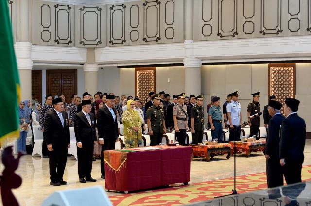 20260924_165421_resize_38 Wakil Gubernur Sumatera Utara (Sumut) Surya mengukuhkan Rusdy Sofyan sebagai Kepala Perwakilan Badan Pengawasan Keuangan dan Pembangunan (BPKP) Provinsi Sumut di Aula Raja Inal Siregar Kantor Gubernur Sumut Jalan Diponegoro Kota Medan. Kamis (24/9/2026). Foto/Diskominfo Sumut