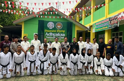 WhatsApp Image 2026-09-03 at 11.04.09 Peresmian Dojang Adhyaksa Taekwondo Club di Sekolah Adhyaksa Dharmakarini Medan berlangsung meriah, Kamis (3/9/2026) pagi, tanpa dihadiri perwakilan Dispora Medan.