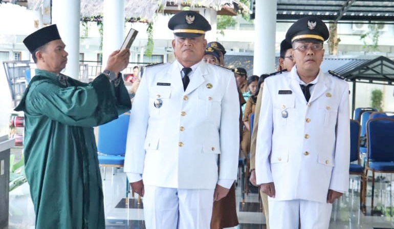 Beberapa pejabat Pemkab Simalungun yang dilantik. FOTO: Dinas Kominfo Simalungun